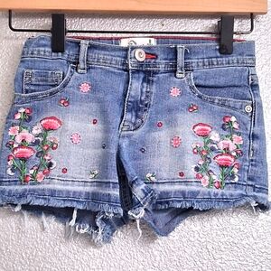 Jordache Girls Embroidered Cut Off Jeans   Size 8